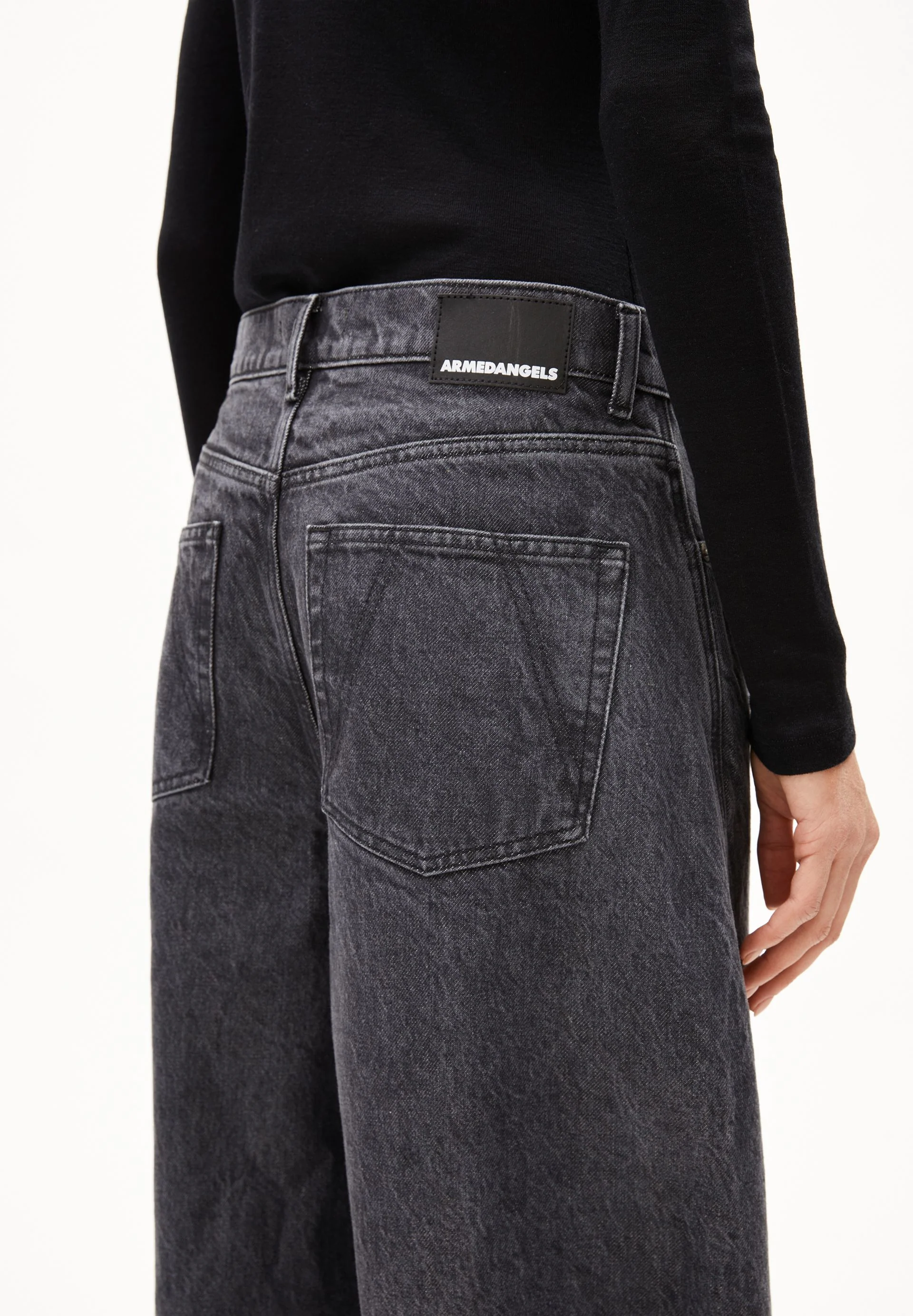 AALTHEA MID WAIST BARREL JEANS | corno - Image 3