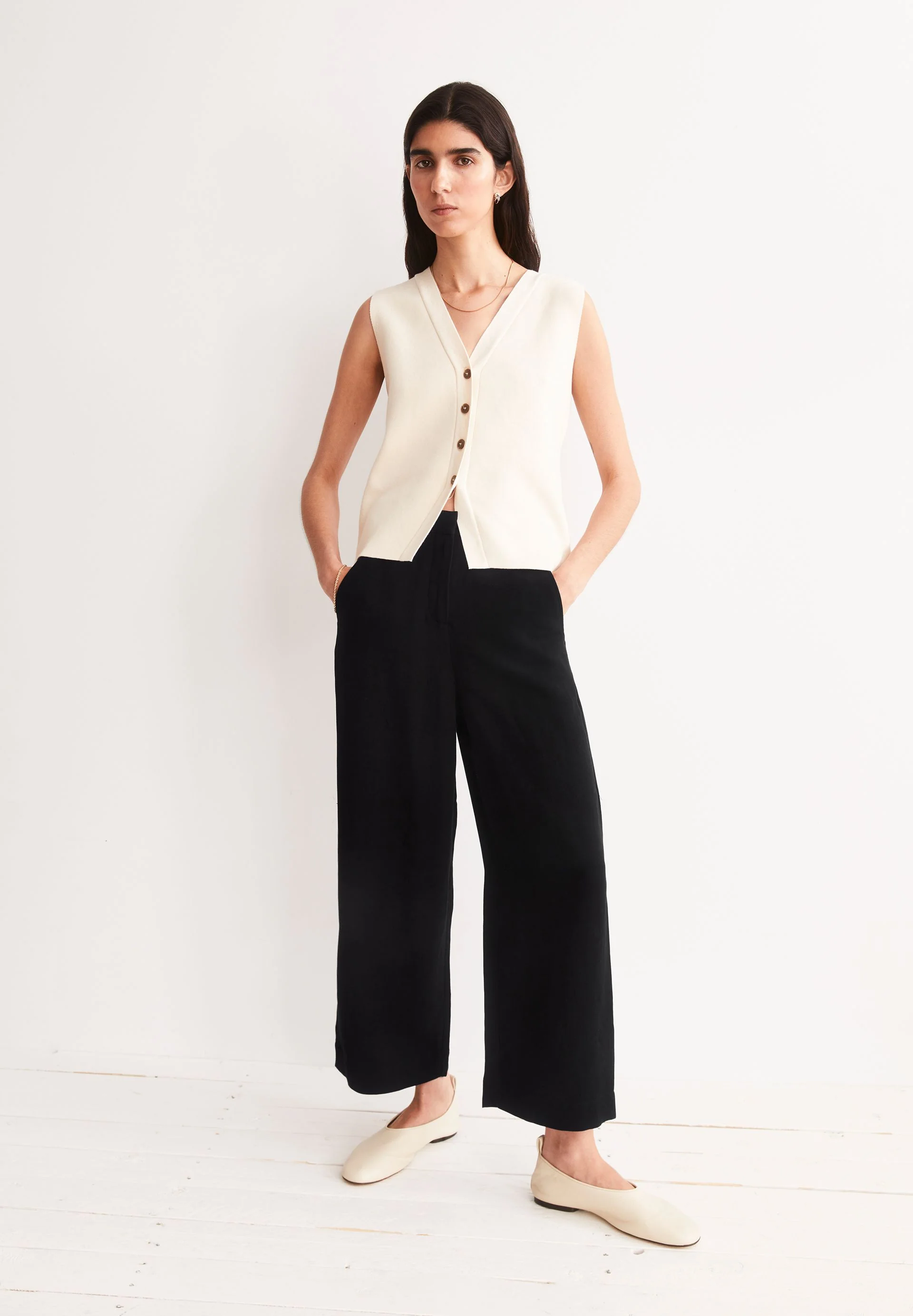 CAARUNUS LINO HOSE | black - Image 4