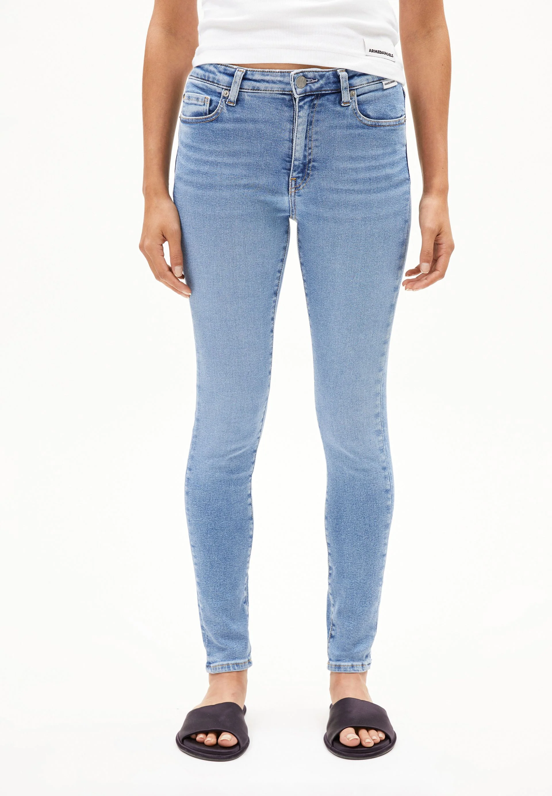 TILLAA MID WAIST SKINNY JEANS | dove