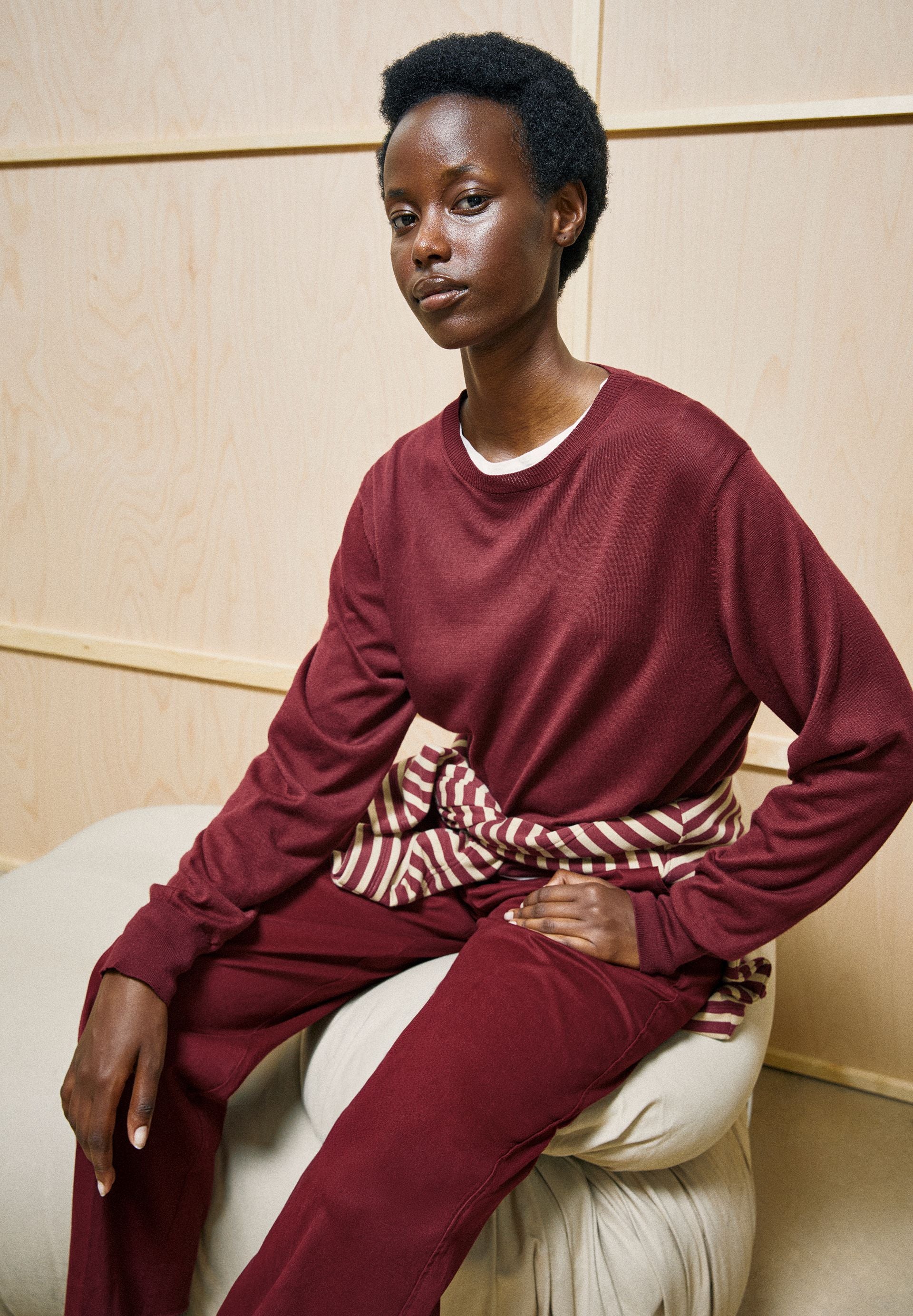 FEINSTRICKPULLOVER | velvet red - Image 4