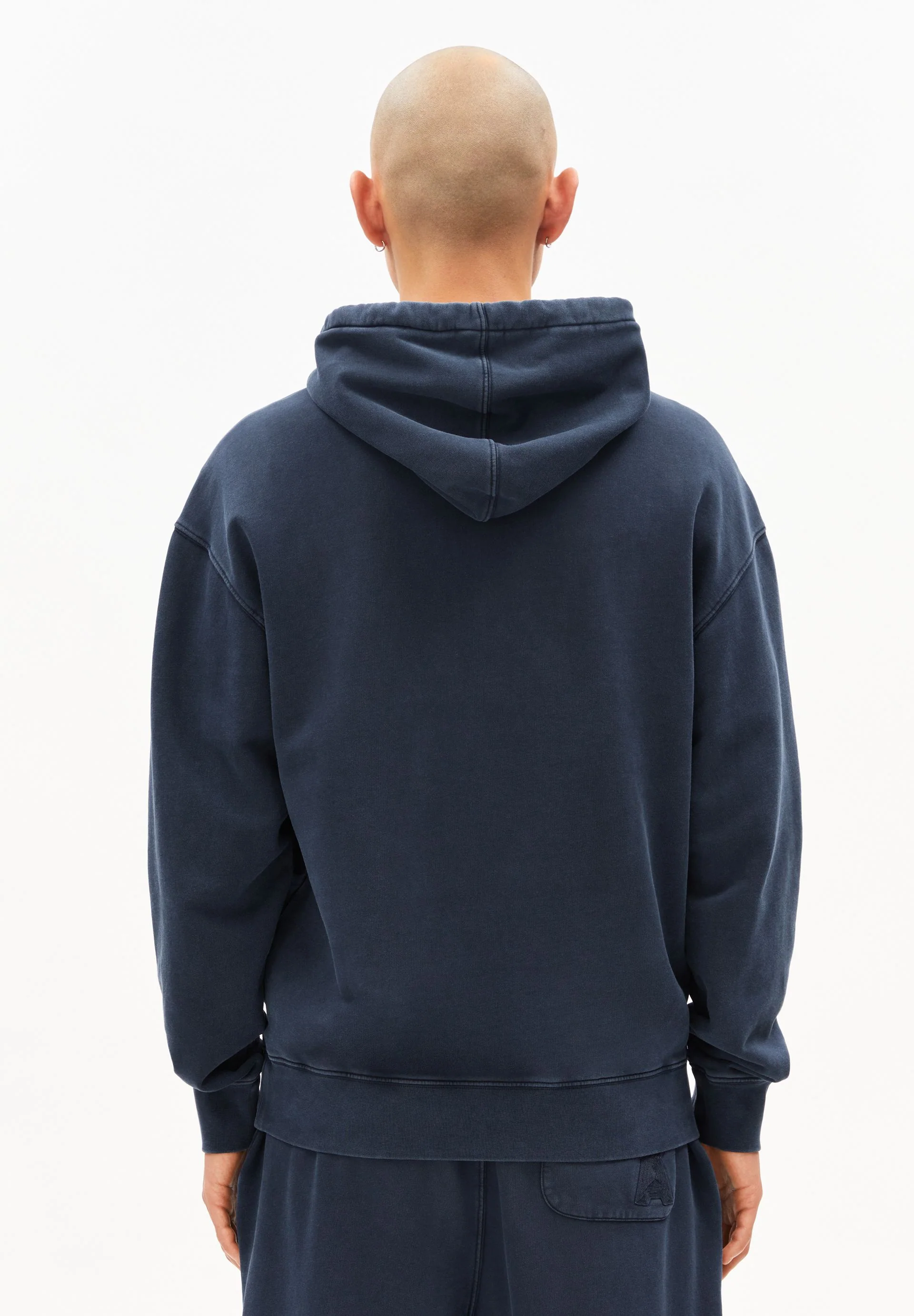 ICONIC Å GMT DYE HOODIE | night sky washed - Image 2