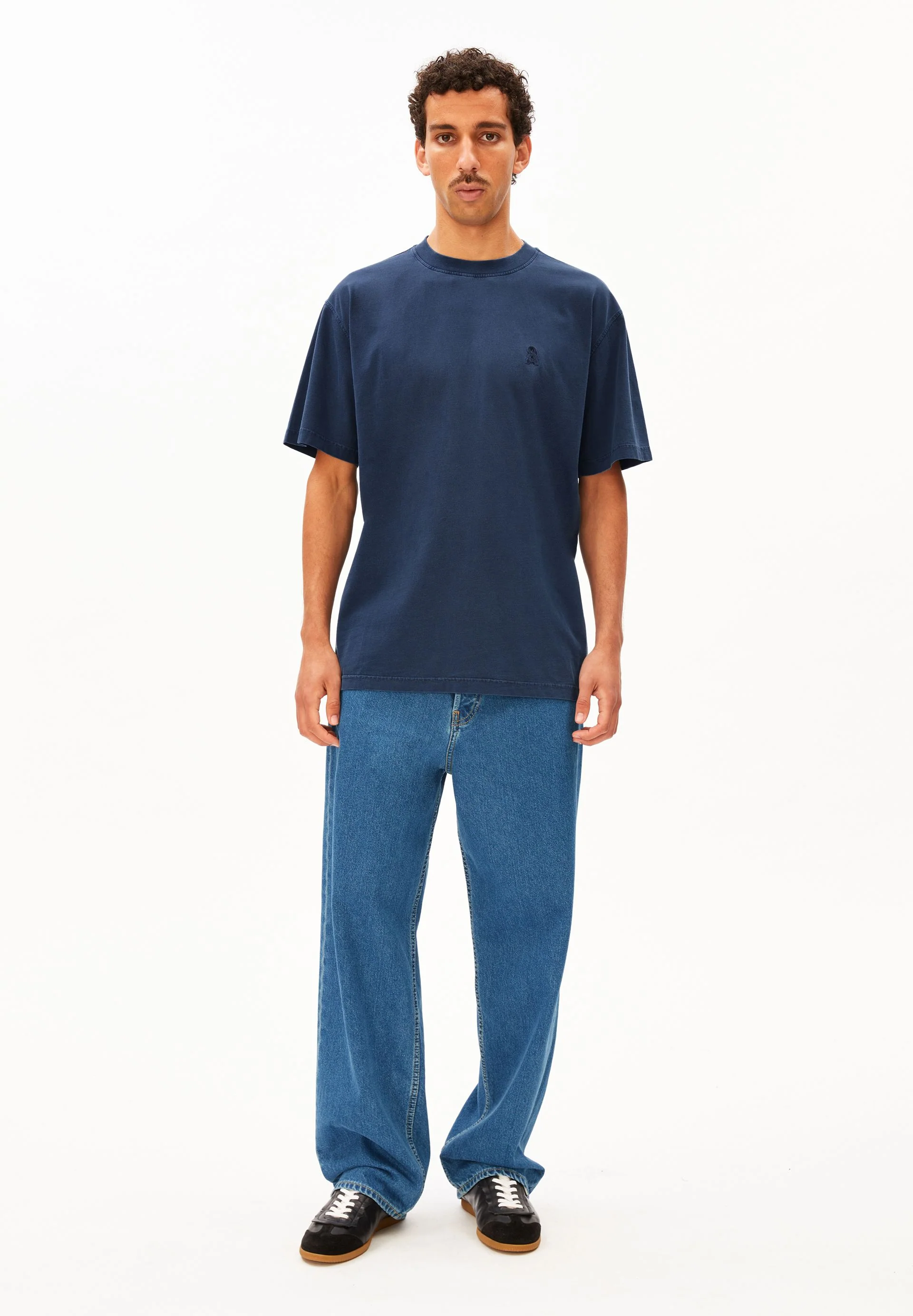 ICONIC Å MAARKOS GMT DYE T-SHIRT | tinted navy washed - Image 5