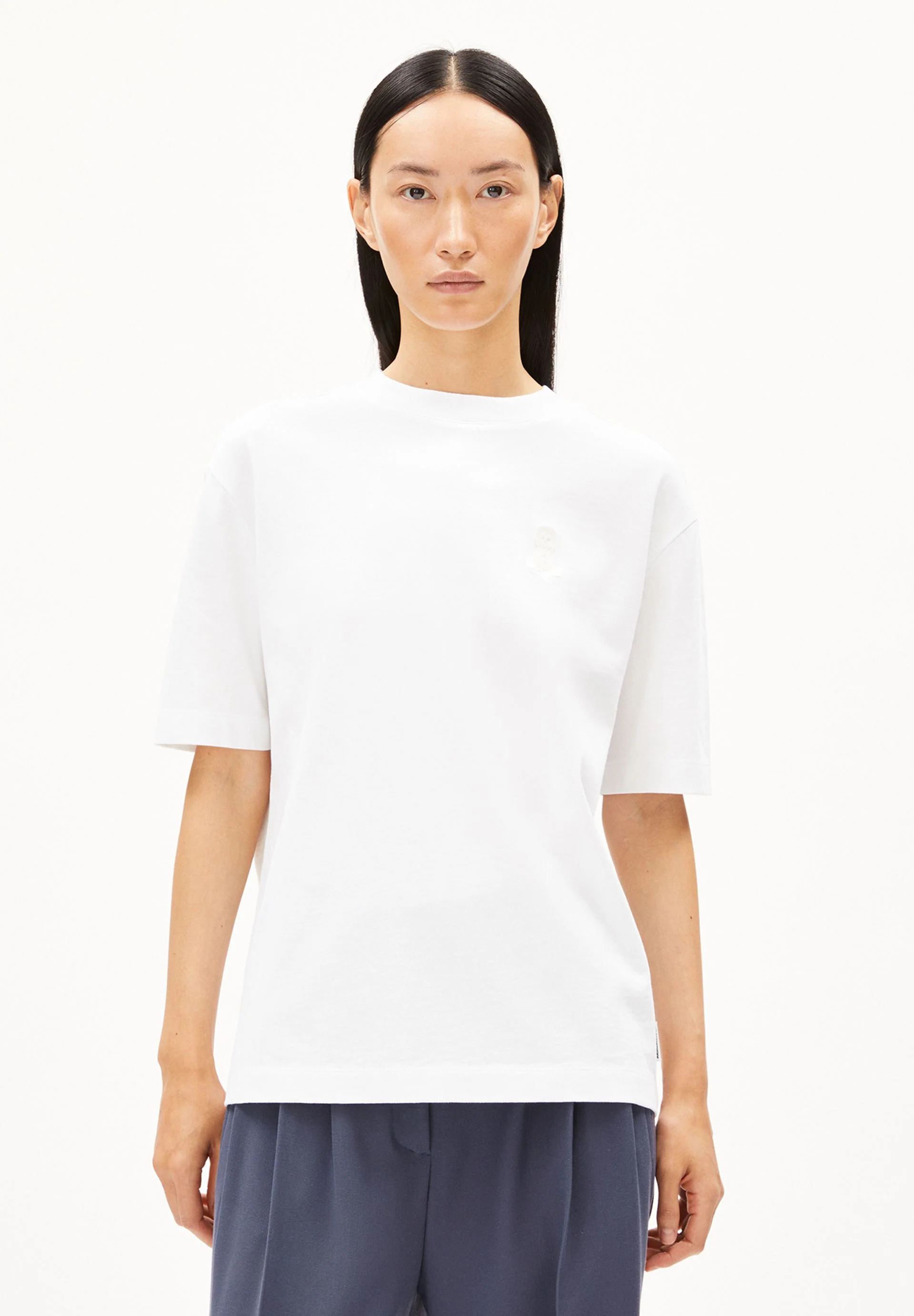 ICONIC Å TARJAA T-SHIRT | white