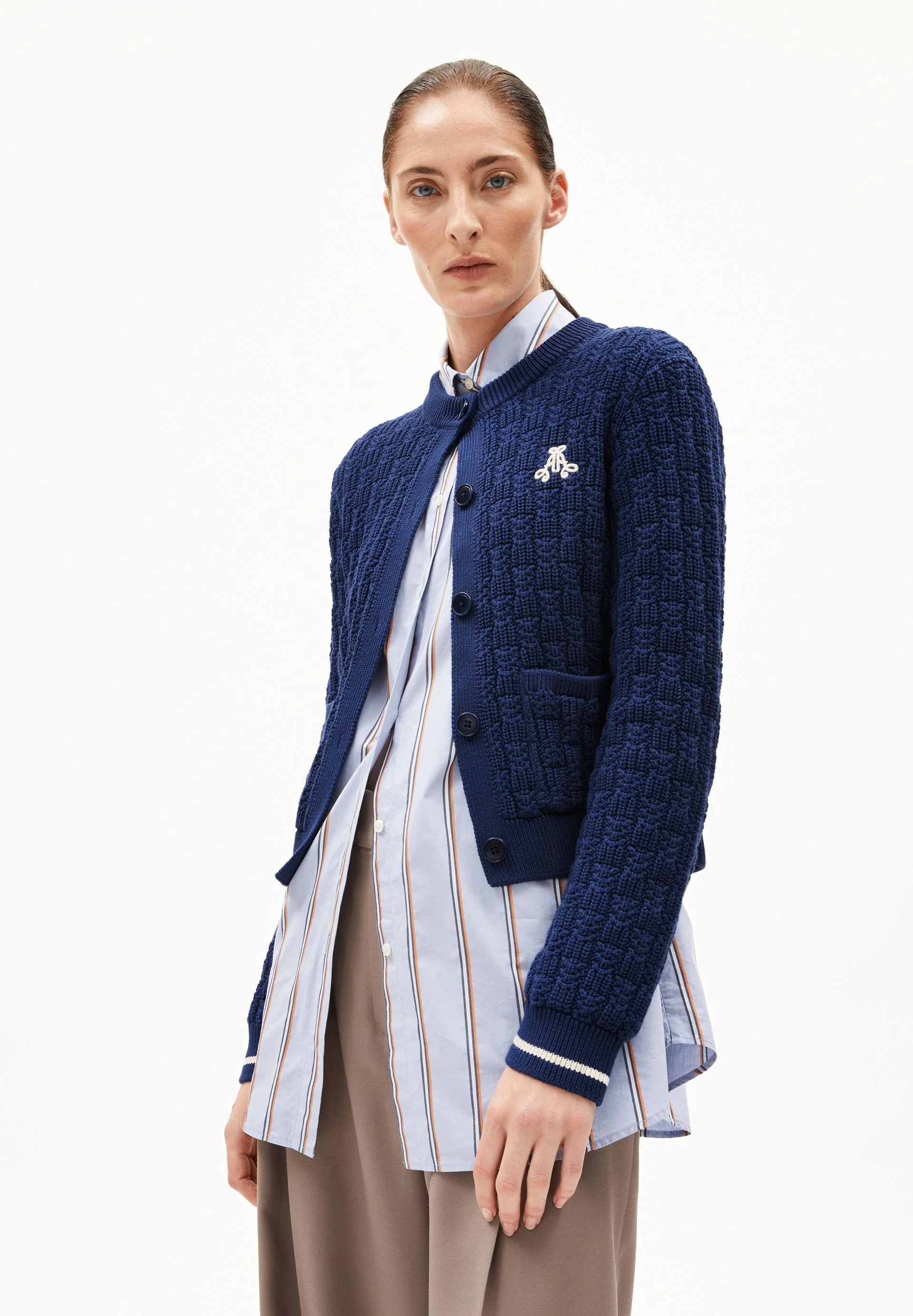 JULIAANAS STRUCTURE STRICKJACKE | blue noon