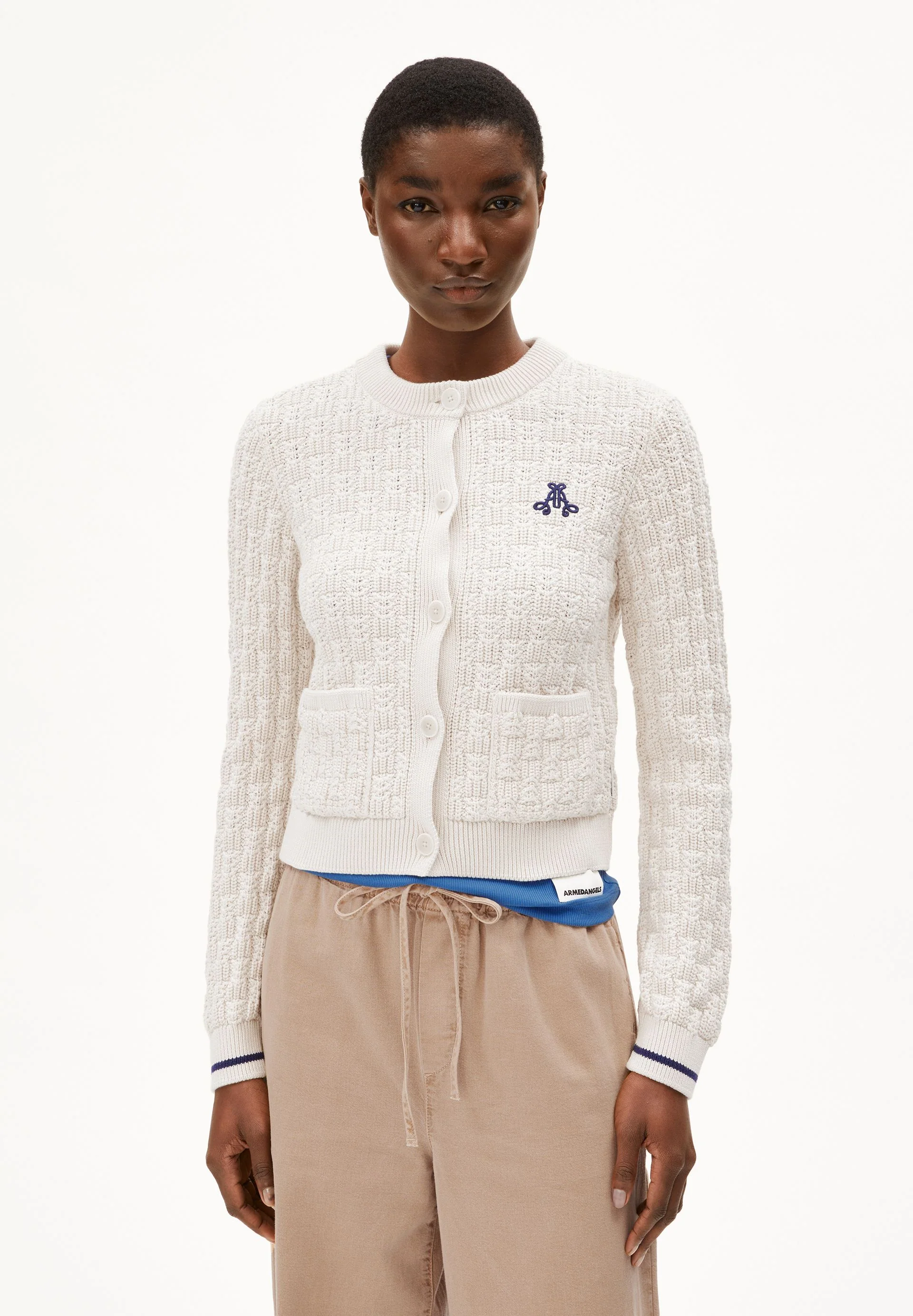JULIAANAS STRUCTURE STRICKJACKE | oatmilk