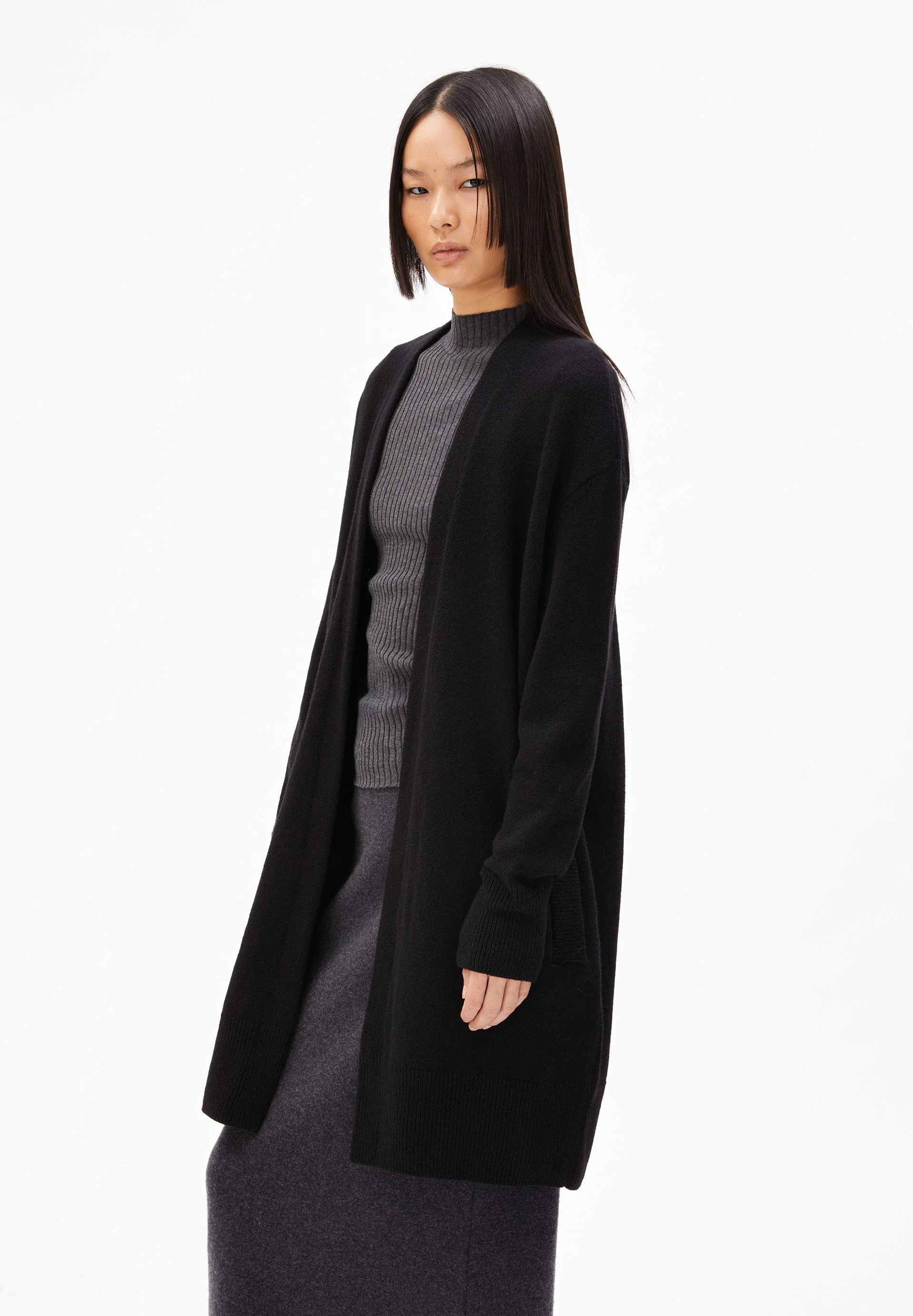 KASSANDRAA | black