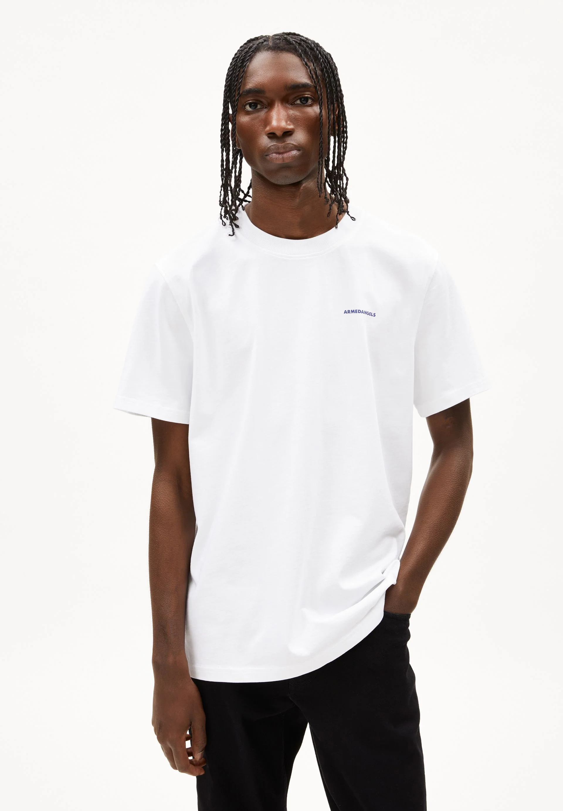 MAARKOS LIGHT SMILE | white