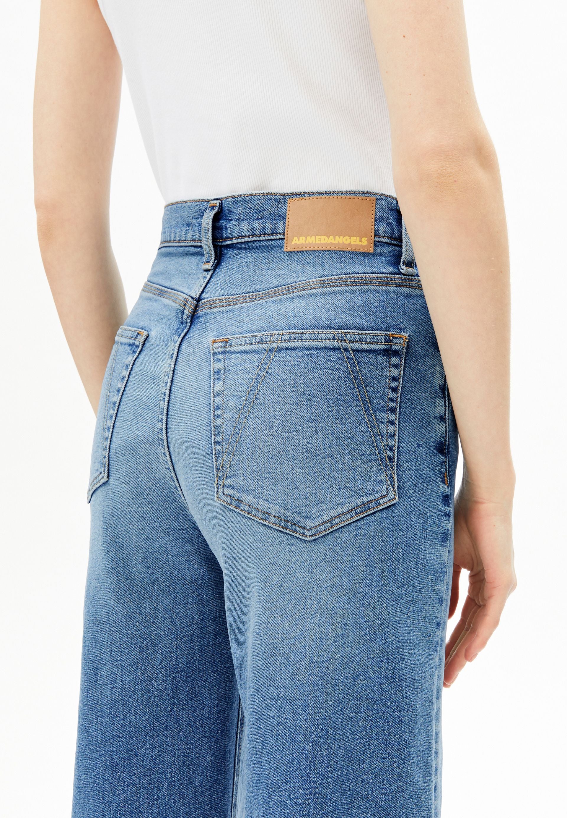 MURLIAA HIGH WAIST WIDE JEANS | lighten - Image 3