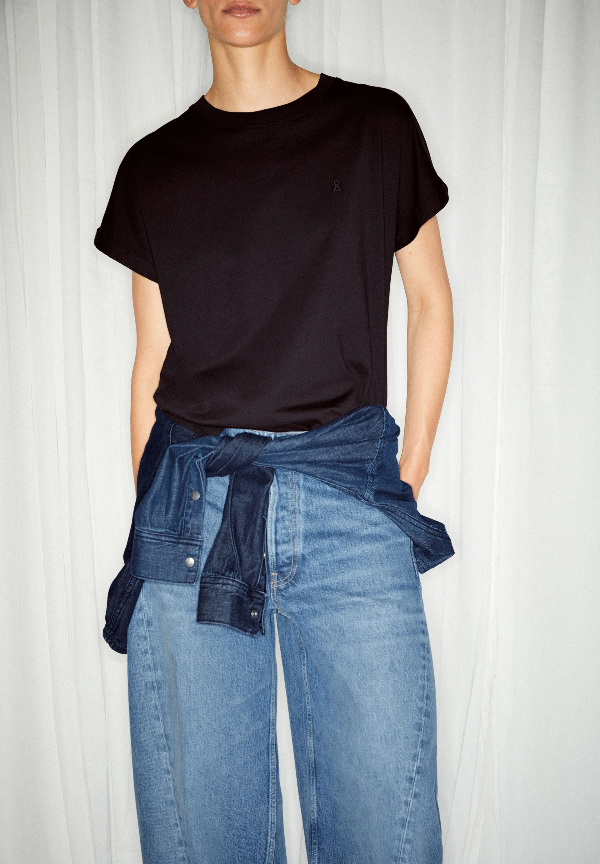 NEUES IDAARA T-SHIRT | black - Image 4