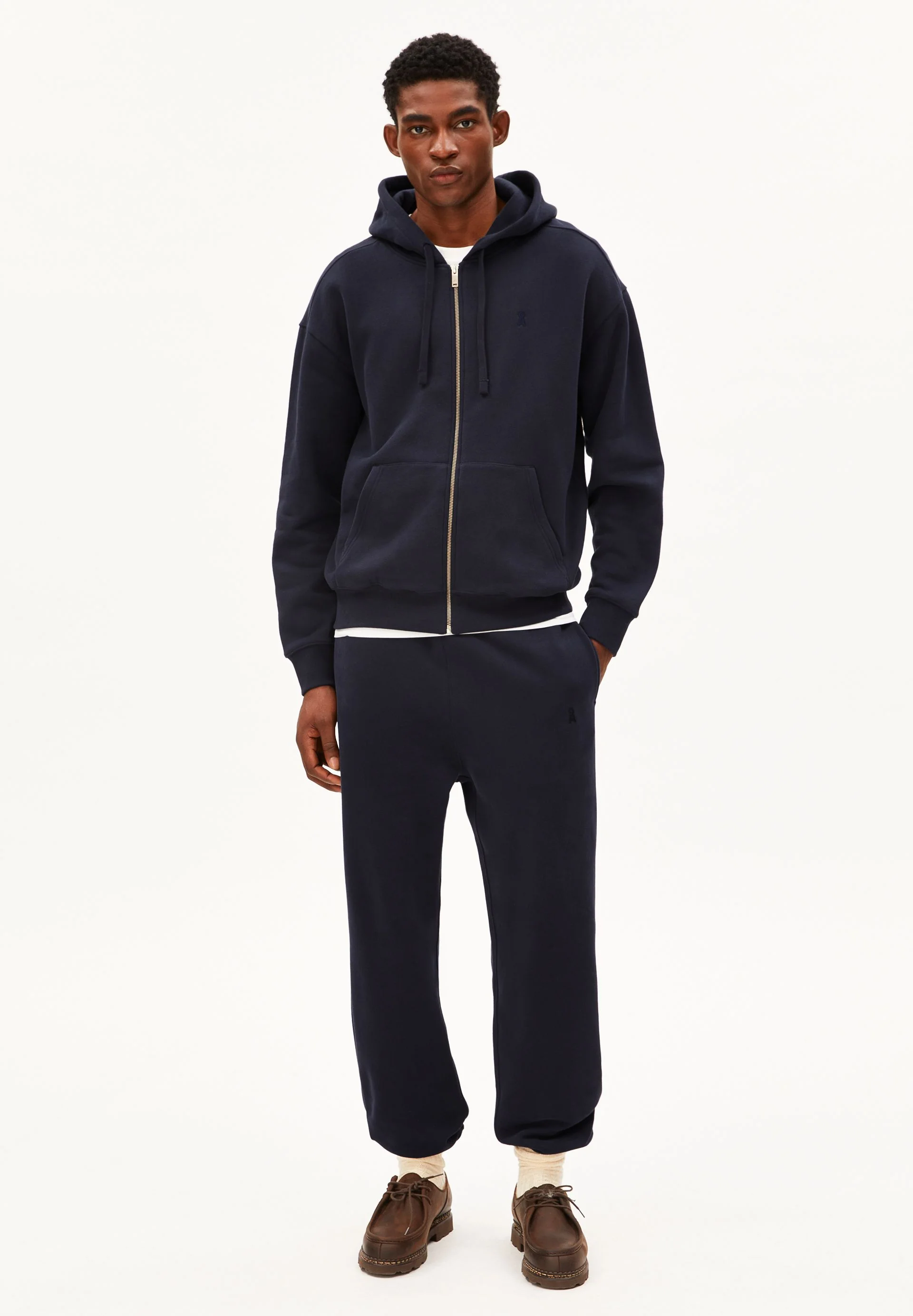 SAROMIAAN SWEATJACKE | night sky - Image 5