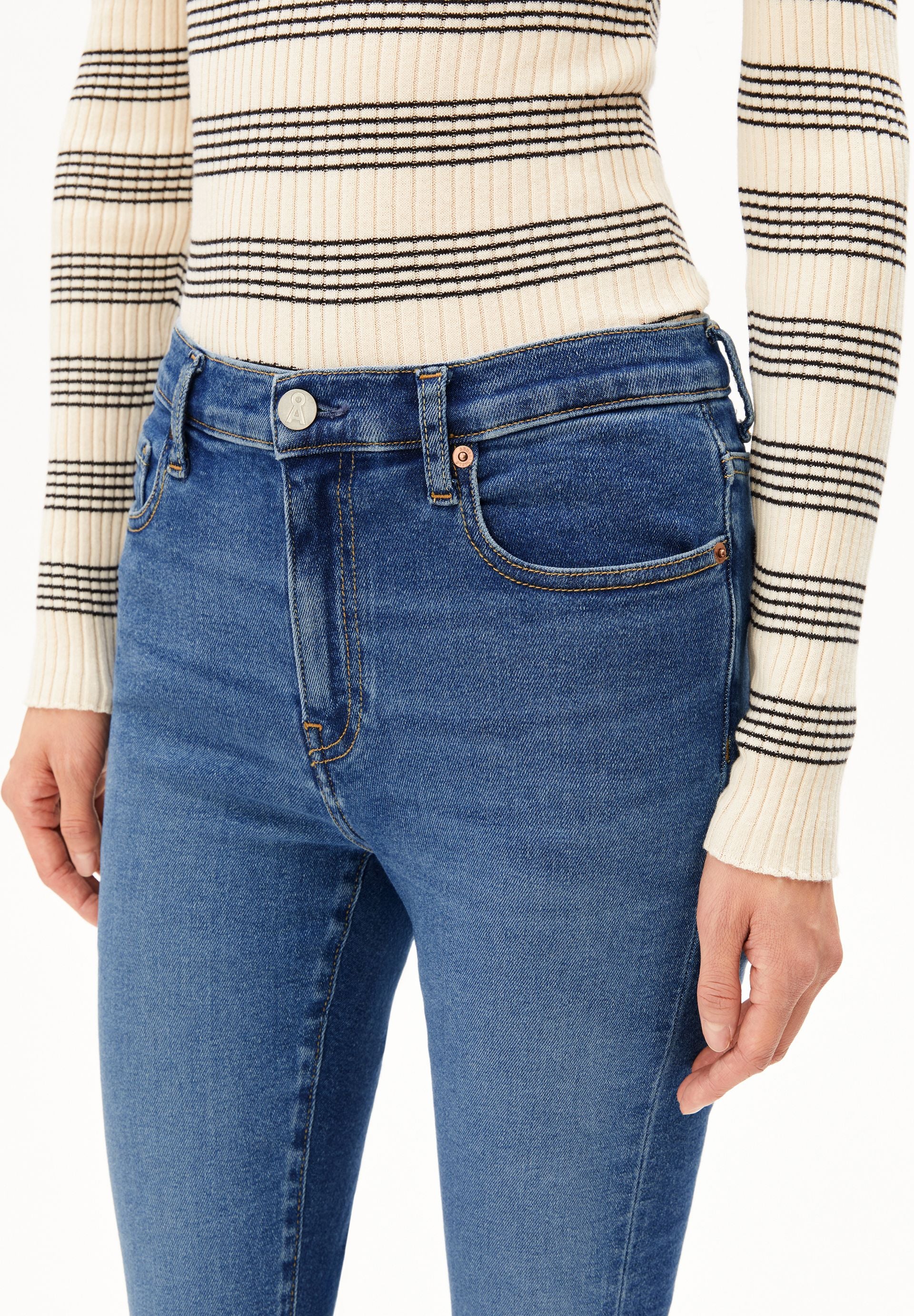 TILLAA MID WAIST SKINNY JEANS | breeze - Image 3