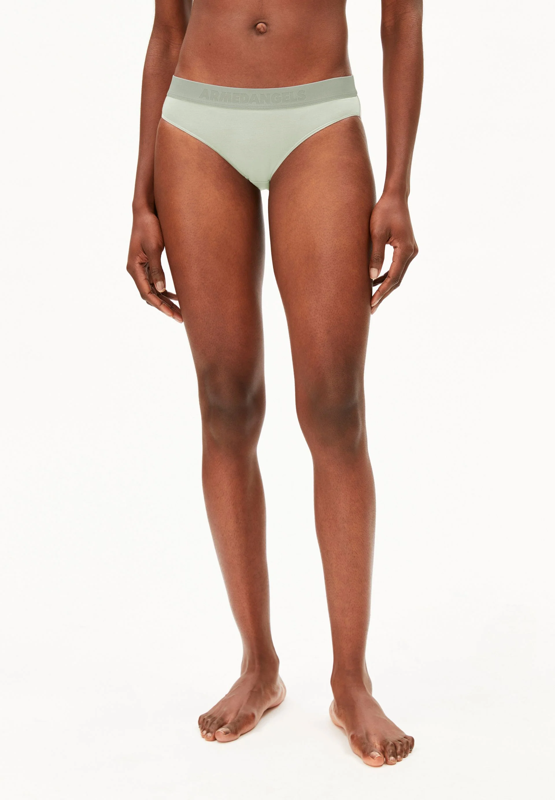 TRINAA - Image 19